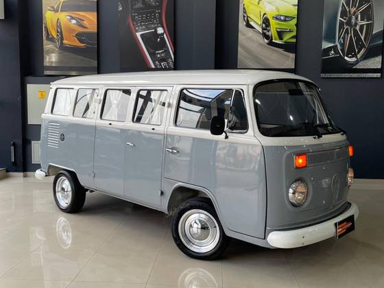 VOLKSWAGEN KOMBI 1.6 STD 8V GASOLINA 3P MANUAL